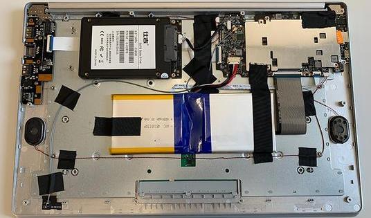T-BAO Notebook reparieren: Displaytausch‚ Ersatzteilprobleme und Wirtschaftlichkeit