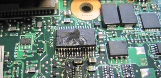Serieller Port (Com Port ) eines Panasonic Toughboooks CF 19 durch Verbindung mit einer nicht potentialfreien Schnittstelle zerst&ouml;rt